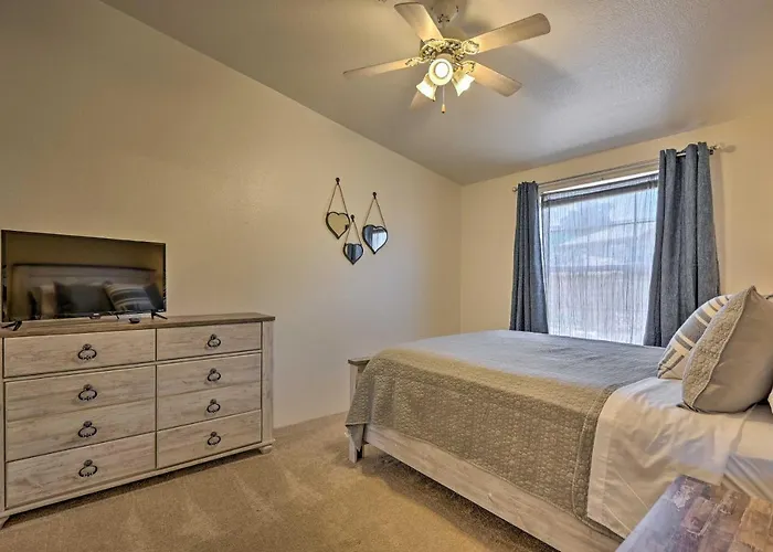 Arizona Room, Gas Grill: Charming Home! Holiday home *