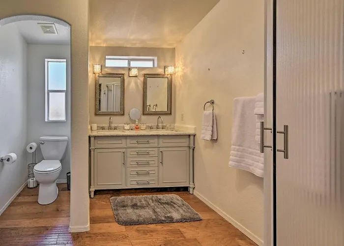 Arizona Room, Gas Grill: Charming Home! Holiday home