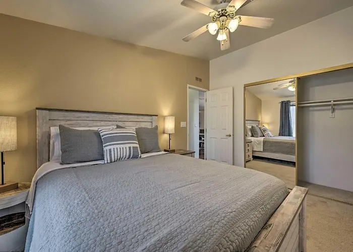 Arizona Room, Gas Grill: Charming Home! *